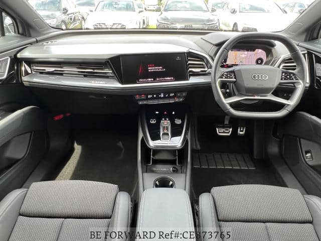 2025 Audi E- TRON — Photo 3