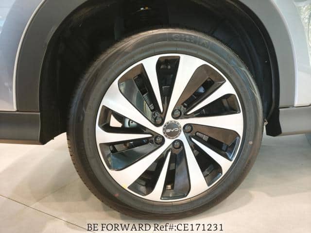 2026 BYD SEALION 6 — Photo 11