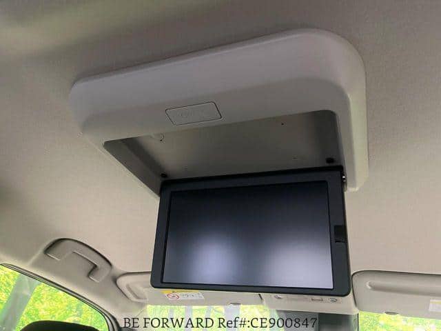 2025 Nissan Serena — Photo 4