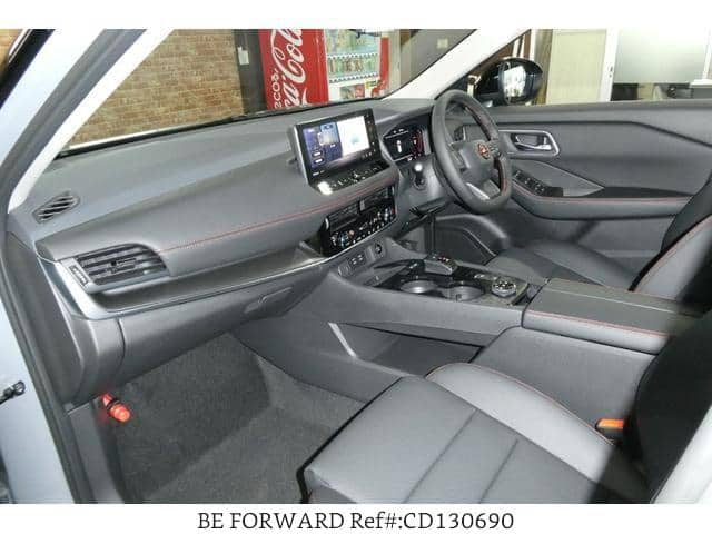 2026 Nissan X-Trail Hybrid — Photo 6