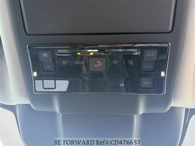 2026 Toyota RAV4 — Photo 9