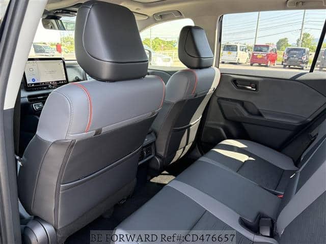 2026 Toyota RAV4 — Photo 17